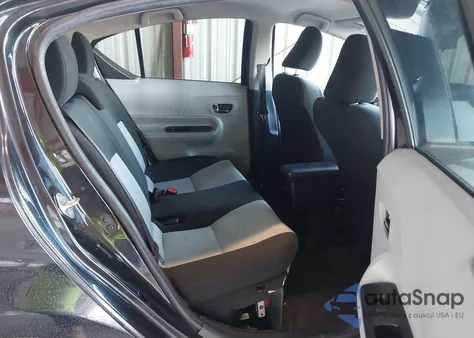 2014 Toyota Prius C Two z USA, uszkodzony, nr VIN JTDKDTB36E1083246